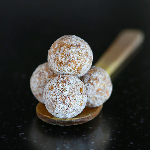 Hazelnut & Cacao Protein Balls